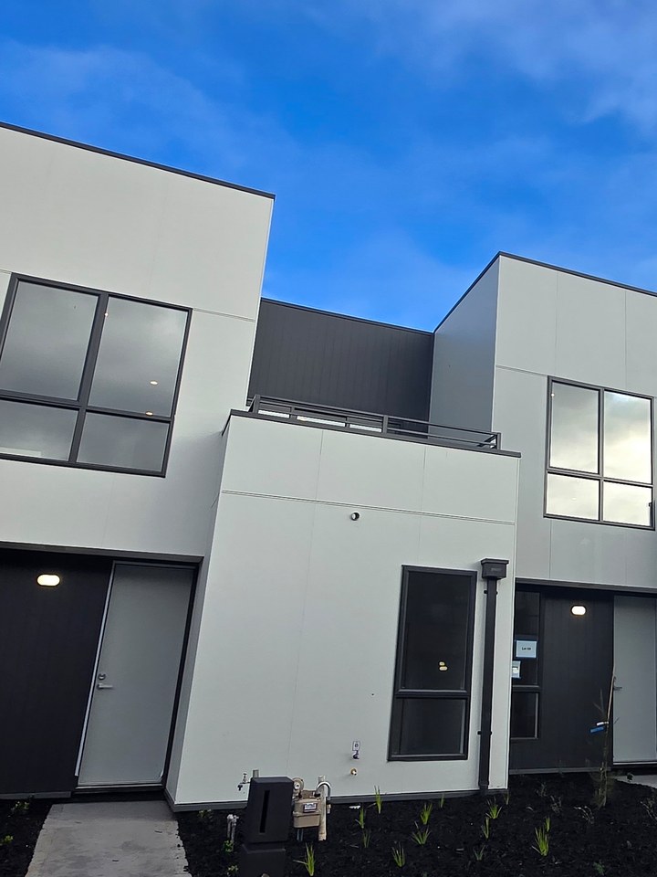 Cladsman townhouse facade cladding project in Melbourne
